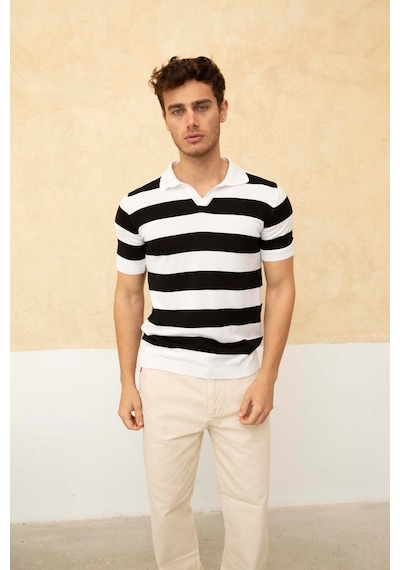 Tarz Cool Renk Bloklu Polo Yaka Triko T-shirt Siyah - Beyaz