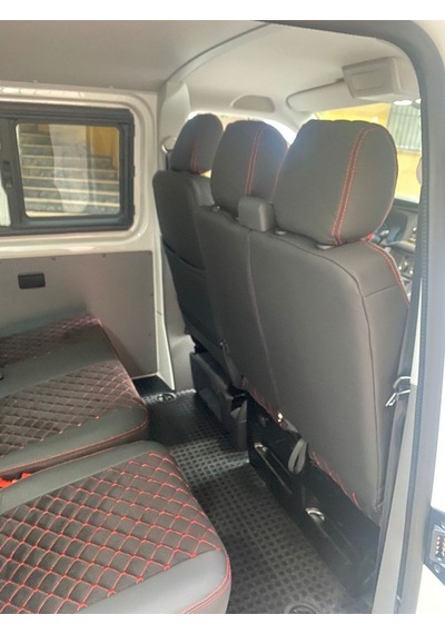 Volkswogen Transporter 5 1 T6.t7 Uyumlu Siyah Zemin Kırmızı Nakışlı Taytüyü Siyah Deri Karışımı