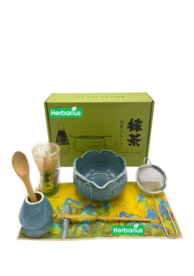 Herbarius 8 Parça Lotus Desenli Çiçek Formlu Benekli Turkuaz Mavisi Renk Matcha Çayı Hazırlama Seti - Geleneksel Japon Matcha Seti