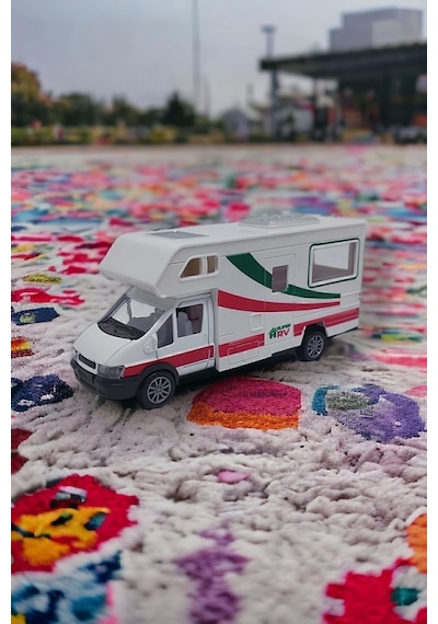 Kutulu Çek Bırak 1/24 Ölçek Metal Karavan Beyaz