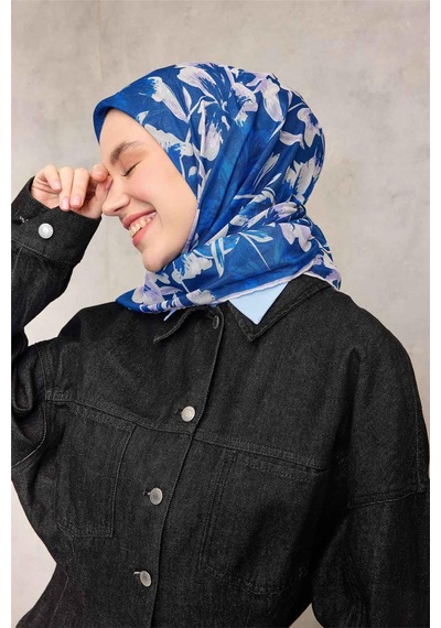 Silk Home Pamuk Polyester Eşarp Saks Mavi Büyük Papatya Desenli Soft Dokulu Kaymaz 90x90 Çok Renkli