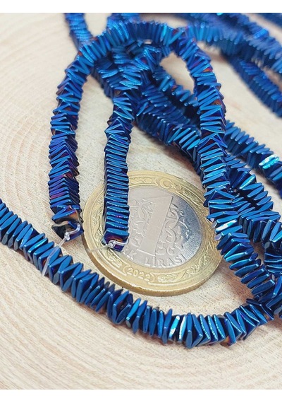 Hematit Taşı Kare Şekilli 1 4mm Dizi 56054 Çok Renkli