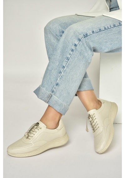 Fox Shoes Y999255803 Bej Hakiki Deri Kadın Spor Ayakkabı Sneakers Bej