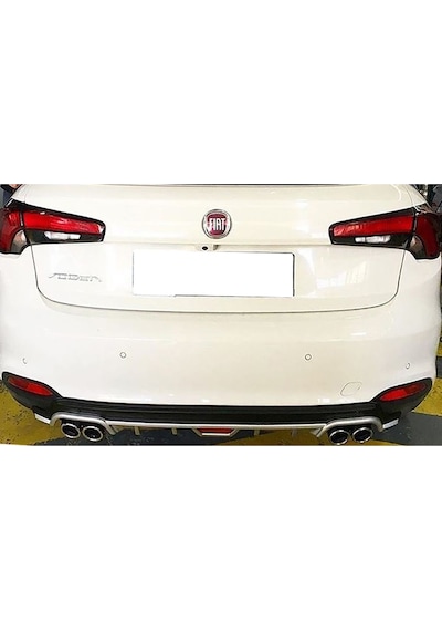 Fiat Egea Hatchback Siyah Difüzör Difizör Yuvarlak Egzoz Görünüm Kulaklı Tip