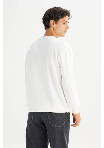 Lee Regular Fit Kırık Beyaz Erkek Sweatshirt L2520099102 Beyaz Lee Regular Fit Kırık Beyaz Erkek Sweatshirt L2520099102 Beyaz