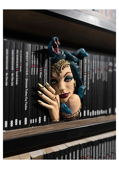 Hayatvesanat Medusa / Kitaplık Figürü / Book Nook