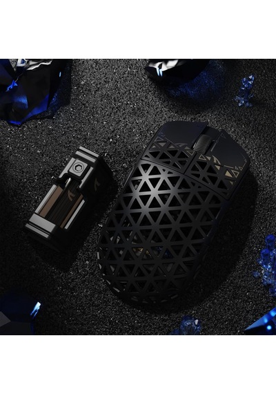 R5 Ultra Karbon Fiber Hyperspeed Kablosuz Gaming Mouse 39g Süper Hafif, Paw3950max Sensör, 42000 Dpı, 8000hz Kablo