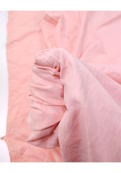 Açık Pembe İle Somon Arası Renkte İnce Yumuşak Flamlı Süprem Penye Kumaş Tişörtlük & Elbiselik En: 180cm-12589 Pembe,somon