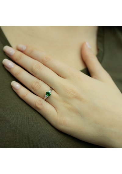 Lova Pırlantalı Oval Zümrüt Yüzük - 1080059
