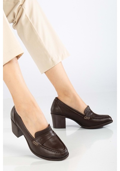 Analin Shoes Kadın Hakiki Deri Saraçlı Klasik Topuklu Ayakkabı Kahve
