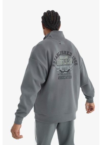 DeFactoFit NBA Chicago Bulls Oversize Geniş Kalıp Fermuarlı Dik Yaka Skuba Dalgıç Kumaş Sweatshirt D8616AX25SPGR311