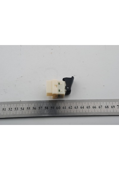 Mazda B2500 1996-2000 Sağ Cam Açma Düğmesi G09a66370