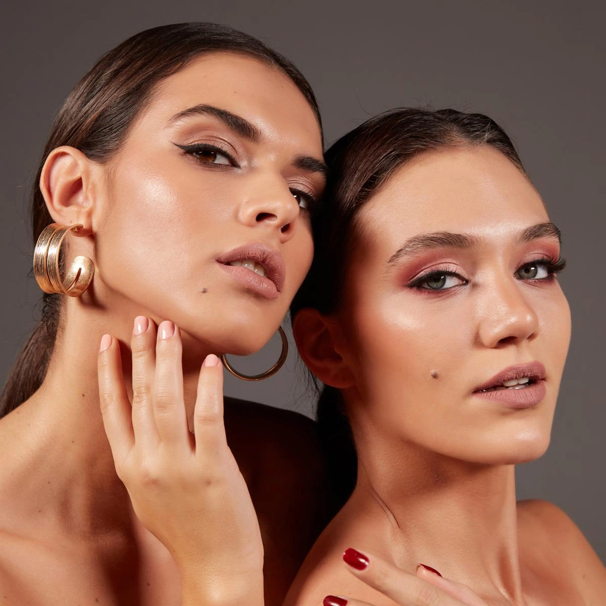 Alix Avien Güneş Koruyucu SPF35+ Nemlendirici Etkili Kremsi Likit Fondöten Liquid Foundation 310 Pale Camel