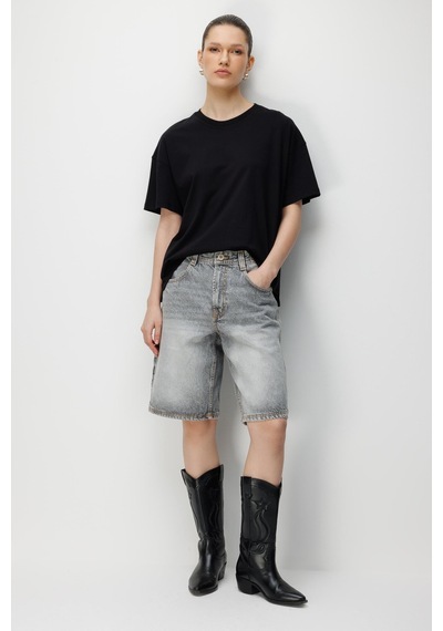Mixray 4852 Kadın Yırtmaçlı Oversize Basic %100 Pamuk T-shirt Siyah Siyah Mixray 4852 Kadın Yırtmaçlı Oversize Basic %100 Pamuk T-shirt Siyah Siyah