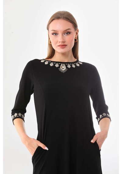 Sistas Kadın Kolları Ve Yakası İşlemeli Midi Boy Elbise 23450 Siyah