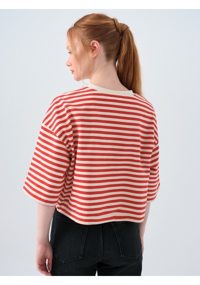 Loose Crop Kadın Tshirt K.kol Kırmızı