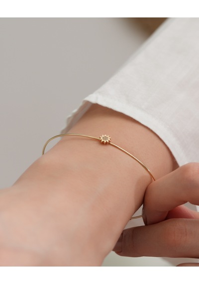 Debora Jewelry 14 Ayar Altın Güneş Detaylı Kelepçe Bileklik