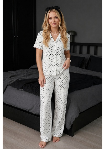 Kar Beyaz Kalp Detaylı Bürümçük Kumaş Kısa Kollu Pijama Takımı 6066