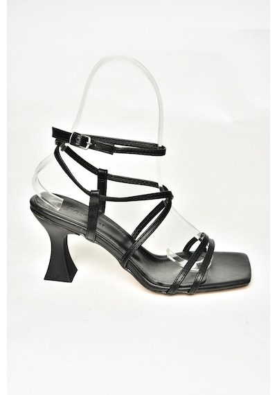 Fox Shoes S997441009 Siyah Kalın Topuklu Kadın Ayakkabı Siyah