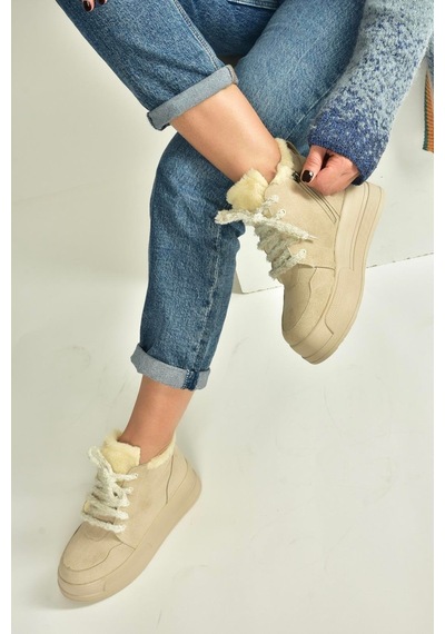 Fox Shoes V367343402 Bej Süet İçi Tüylü Kalın Tabanlı Kadın Bot Bej