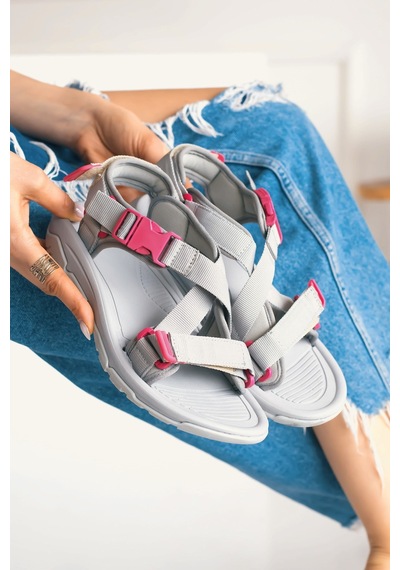 Günlük Unisex Tokalı Sandalet Yastıklı Hafif Tabanlı Çapraz Şerit Outdoor Esnek Ayakkabı 125ç Gri Günlük Unisex Tokalı Sandalet Yastıklı Hafif Tabanlı Çapraz Şerit Outdoor Esnek Ayakkabı 125ç Gri