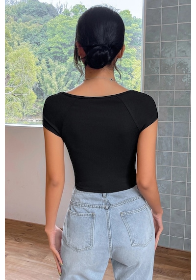 Epilons Zenvial Kadın Siyah Kare Yaka Yarım Kol Göğüs Dekolteli Crop Top Bluz Zenviall2