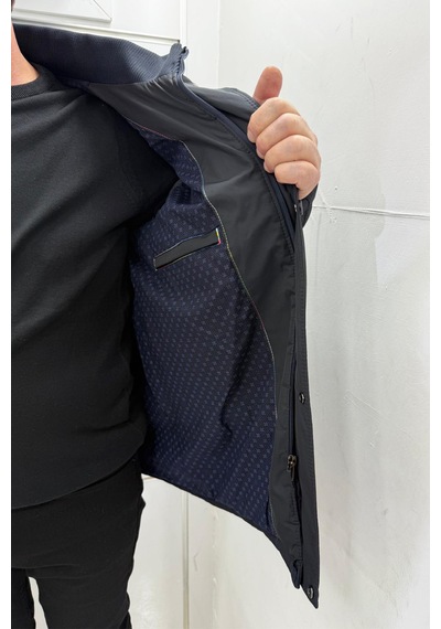 Marco Muratti Dmctekstil Erkek Mrc-472-001 Hakim Yaka Normal Kalıp Kapüşonlu Fermuar Ve Çıtçıt Kapamalı Kışlık Mont Lacivert Marco Muratti Dmctekstil Erkek Mrc-472-001 Hakim Yaka Normal Kalıp Kapüşonlu Fermuar Ve Çıtçıt Kapamalı Kışlık Mont Lacivert