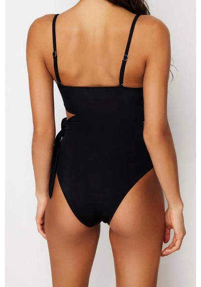 Ersefa Kadın Moda Atma Kap Askılı Brief Yaka Siyah Straplez Cut Out Penc