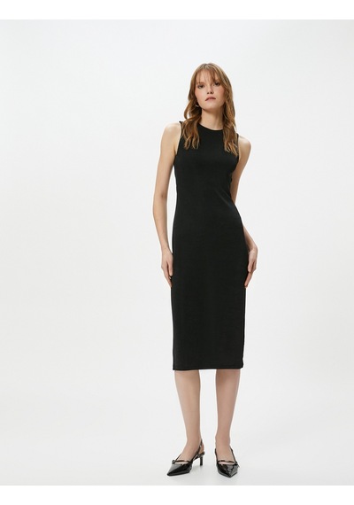 Koton Midi Elbise Halter Yaka Sırtı Pencere Detaylı Siyah 4sak80152ek Siyah Koton Midi Elbise Halter Yaka Sırtı Pencere Detaylı Siyah 4sak80152ek Siyah
