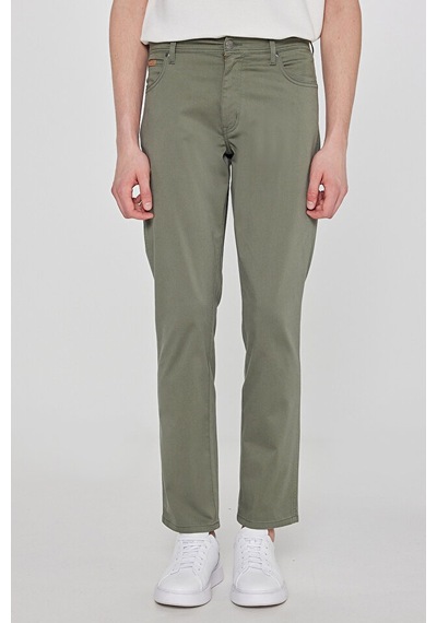 Wrangler Texas Slim Fit Dar Kesim Normal Bel Siyah Esnek Pantolon Yeşil