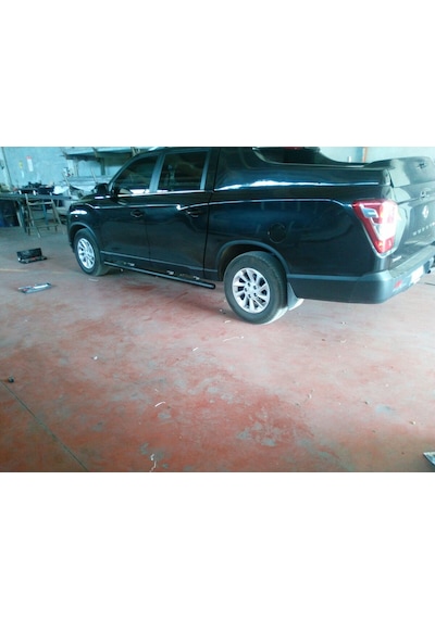 Rexton 2005-2014 Uyumlu Krom Ø70 Yan Basamak Tubular C Modeli Siyah