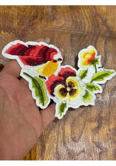 15x11 Cm Ütü İle Yapışan Nakış İşleme Kuş Çiçek Arma Dikiş Aplike