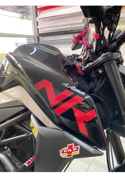 Nk 250 Sticker Seti