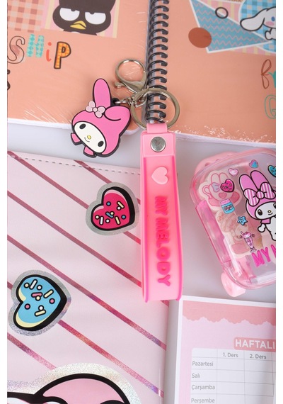 X Dekomus Lisanslı My Melody & Best Friends 15 Parça Kırtasiye Seti 2 Adet Defter,çıtçıt Dosya Altın