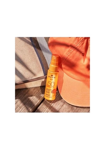 Sun Güneş Koruyucu Yüz Ve Vücut Spreyi Spf 50 50 Ml