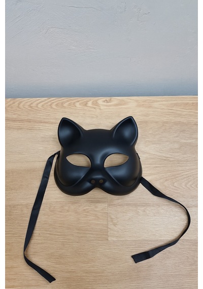 Lux Siyah Kedi Maskesi Kaliteli Plastik Dayanıklı Şık Tasarım Yetişkin Kullanım Icin Uygun