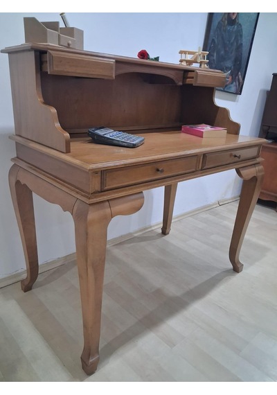 Çalışma Masa İlhm 90633 Model Klasik Takım Lüks Klasik Ahşap Ceviz Renk El Yapım Kahverengi Çalışma Masa İlhm 90633 Model Klasik Takım Lüks Klasik Ahşap Ceviz Renk El Yapım Kahverengi