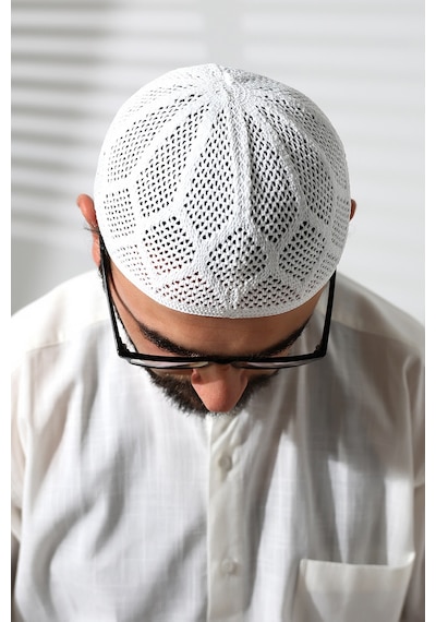 Makine Örgüsü Dantel Detaylı Namaz Takkesi Beyaz Beyaz