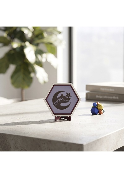 Göktürkçe Türk Yazısı Kurt Figürü Ve Ay Yıldız Birleşimi Masaüstü Dekoratif Obje Çalışma Masanız İçin Özel Tasarım 10x10 Cm, Mor