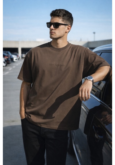 Tarz Cool Erkek Oversize Tişört Minimal Don T Look Back Detaylı Basic Kahverengi