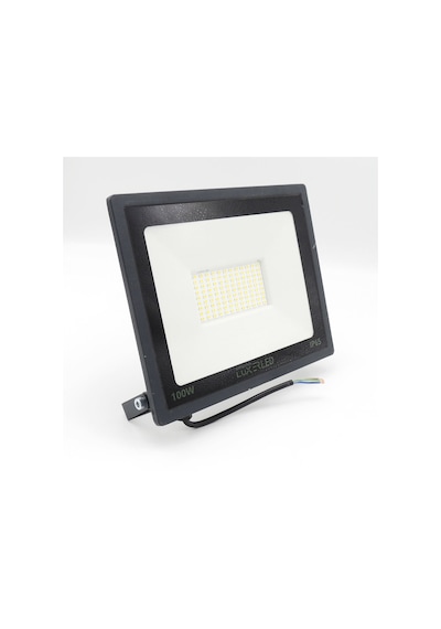 Sunlight Samsung Çipli Yüksek Lümenli 100 Watt Led Projektör Siyah