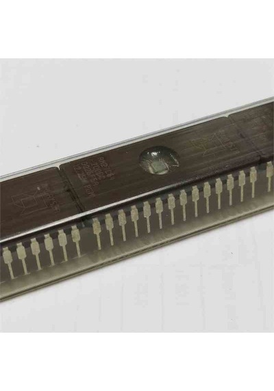 Am27c64-200dc Dip Amd Diğer Entegreler 2 Adet