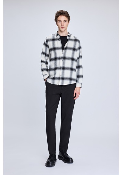 Hatemoğlu Siyah Slim Fit Kareli Düğmeli Yaka Uzun Kollu Pamuklu Gömlek 19151010024a 818 1964077 Siyah Hatemoğlu Siyah Slim Fit Kareli Düğmeli Yaka Uzun Kollu Pamuklu Gömlek 19151010024a 818 1964077 Siyah