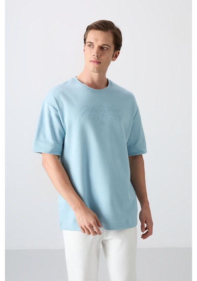 Tommy Life Açık Mavi Pamuklu Kalın Yumuşak Dokulu Oversize Fit Baskılı Erkek T-shirt - 88320 Açik Mavi Tommy Life Açık Mavi Pamuklu Kalın Yumuşak Dokulu Oversize Fit Baskılı Erkek T-shirt - 88320 Açik Mavi