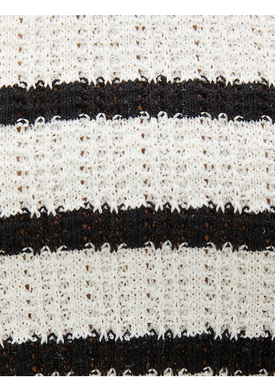 Koton Crop Kroşe Atlet Halter Yaka Triko Ajurlu Dar Kesim Siyah Çizgili 3sal30196ık Siyah Çizgili Koton Crop Kroşe Atlet Halter Yaka Triko Ajurlu Dar Kesim Siyah Çizgili 3sal30196ık Siyah Çizgili