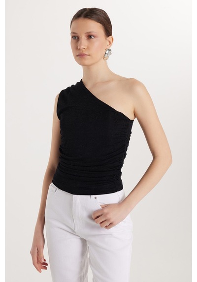 Tudors Kadın Slim Fit Dar Kesim Omzu Açık Düz Siyah Bluz-33311 Siyah Tudors Kadın Slim Fit Dar Kesim Omzu Açık Düz Siyah Bluz-33311 Siyah