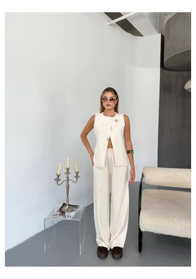 Kechi Woman Gold Aksesuarlı Triko Takım Bej