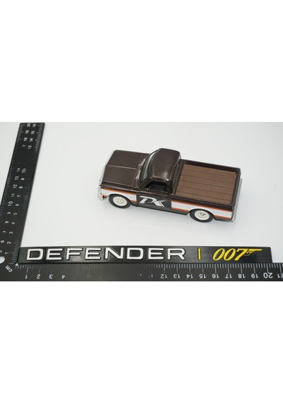 Dk Tuning Land Rover 007 Defender 110 Bond Edition Bagaj Yazı Logo Arma Bagaj Arma