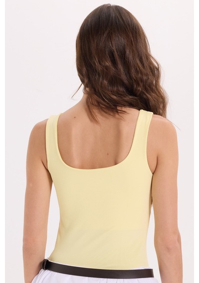 Tudors Kadın Slim Fit Dar Kesim Askılı Kare Yaka Sırtı Açık Sandy Kumaş Çıtçıtlı Sarı Body-51247