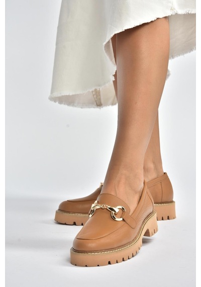 Fox Shoes V944082303 Taba Hakiki Deri Kalın Taban Tokalı Makosen Günlük Ayakkabı Taba-hakiki Deri Fox Shoes V944082303 Taba Hakiki Deri Kalın Taban Tokalı Makosen Günlük Ayakkabı Taba-hakiki Deri